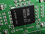 Quadro FX 1000が搭載しているDDR IIメモリチップ