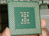 Pentium III 550E MHz(裏)