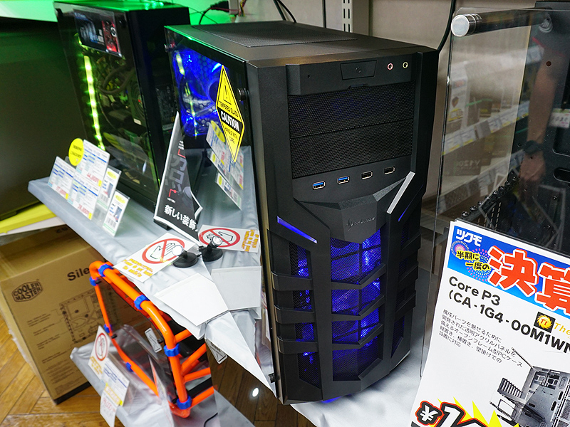 ごついフェイス”の強化ガラス採用PCケースがSharkoonから - AKIBA PC Hotline!