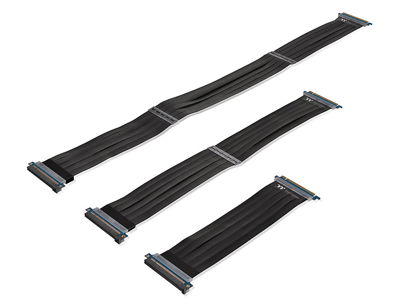 長さが1mもあるPCI Express用ライザーケーブルが週末に発売、高品質な