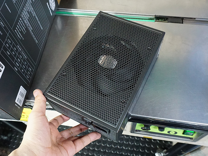 Cooler Masterの高級PC電源「MasterWatt Maker 1200 MIJ」が遂に発売