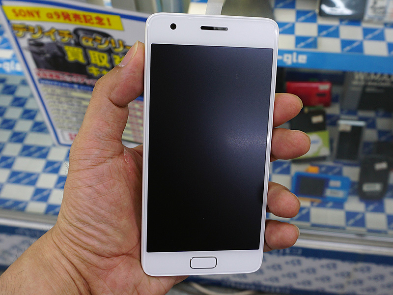 スマートフォン本体 ZUK Z2 Android8.1 AICP Snapdragon 820&4GB RAM搭載で約2万円の「Lenovo ZUK Z2