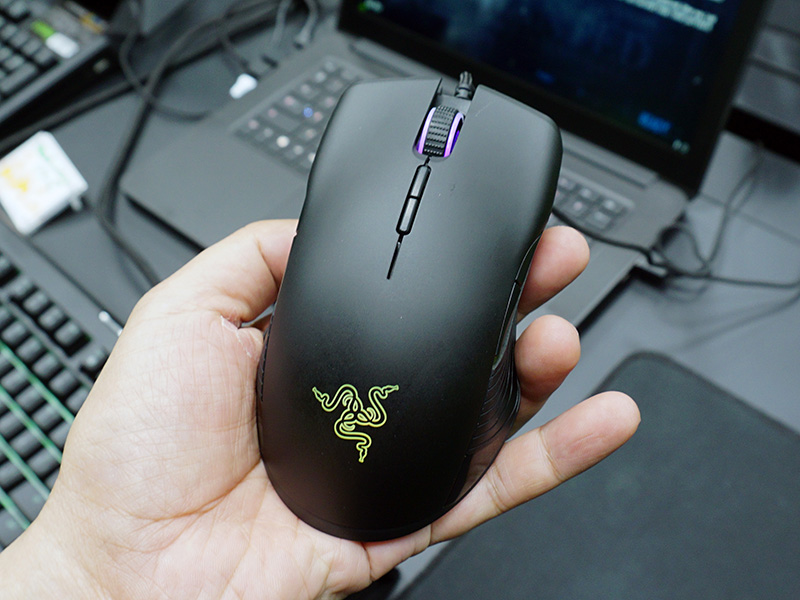 Razerの新型マウス「Lancehead Tournament Edtion」が30日に発売、展示