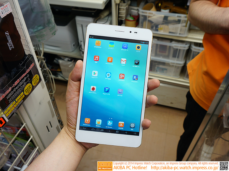 大型iPhone 5s風Androidタブレットなど （アキバで見かけた変なもの