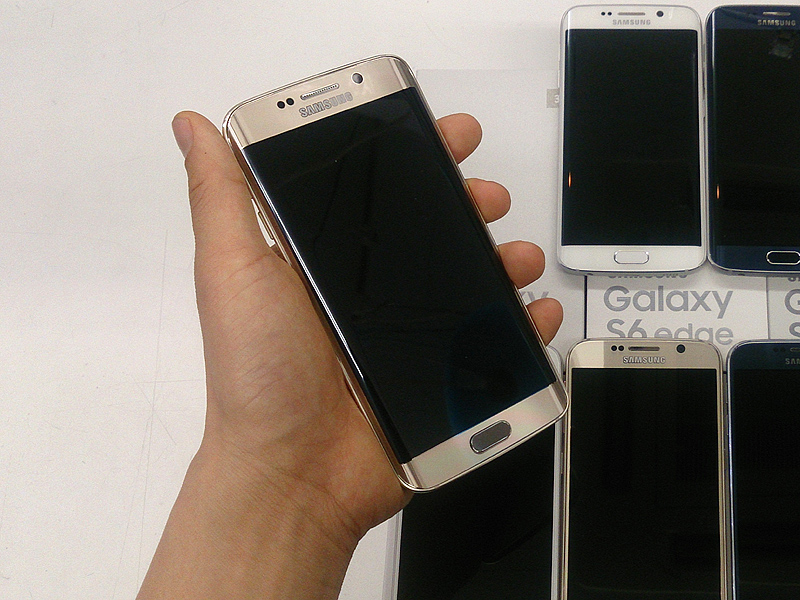 Galaxy S6 edgeとS6のSIMフリー版が早くも登場、実売10万円以上 