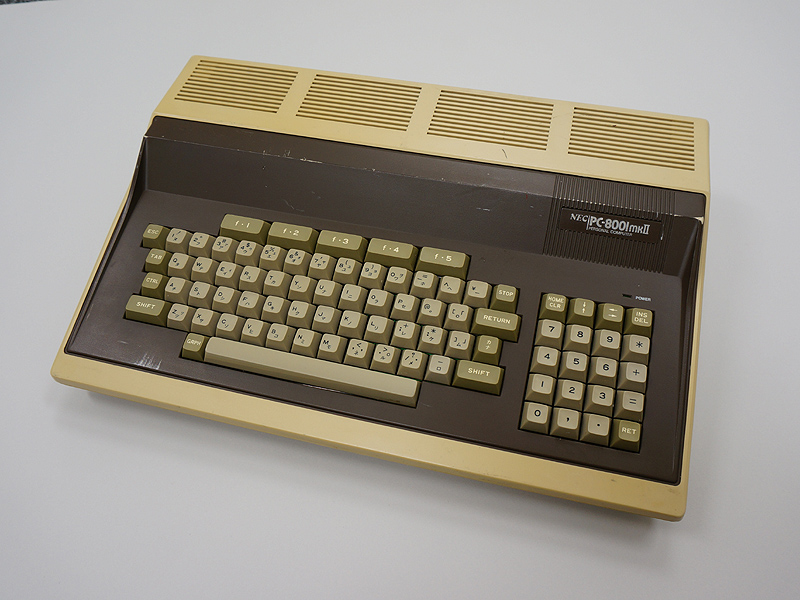 NEC PC-8001mkII/-eastgate.mk