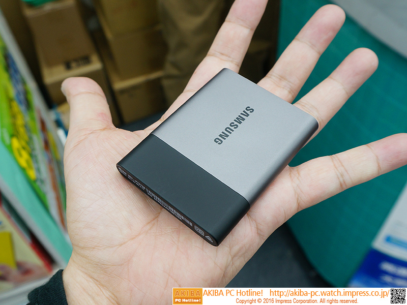 名刺サイズで最大2TBのポータブルSSDが登場、USB 3.1 Type-C採用