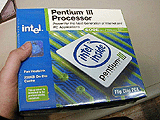 Pentium III 600E MHz（リテールパッケージ）