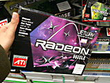 RADEON 9600 LE搭載モデル(右上はRADEON 9600 SE搭載モデル)