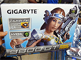 GIGABYTE製GeForce 9800 GT