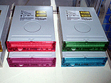 スケルトン&メタリックCD-ROMドライブ（CDTx-8400C）