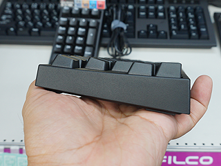 テンキーレスよりさらに小さいメカニカルキーボードが発売 計8種類 Akiba Pc Hotline