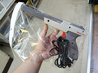 スプラトゥーンのコスプレ向け Nes Zapper の中古品が販売中 取材中に見つけた なもの Akiba Pc Hotline