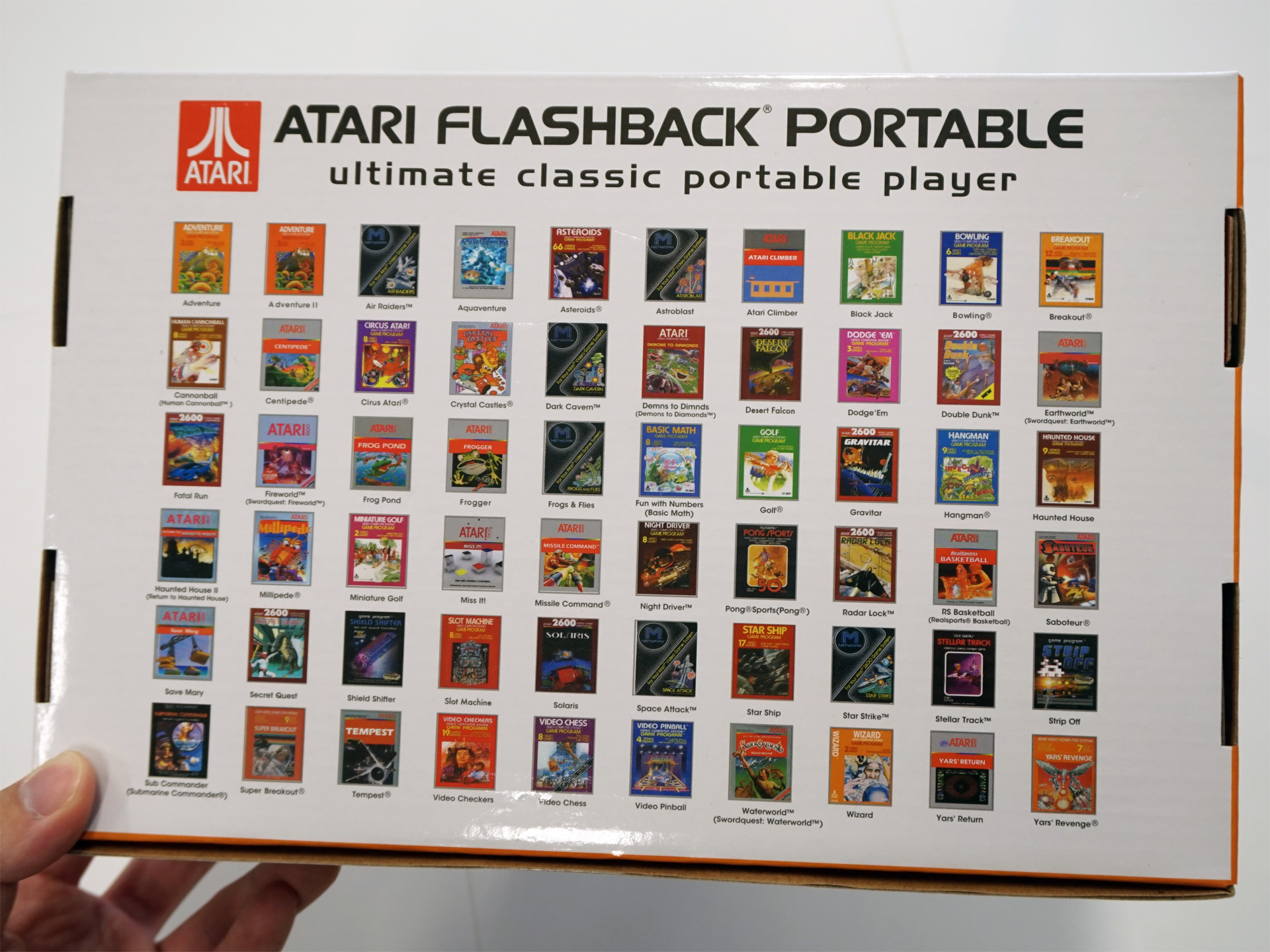 Atariのレトロゲームが60本も収録 携帯ゲーム機 Flashback Portable が直輸入 取材中に見つけた なもの 6 9 Akiba Pc Hotline