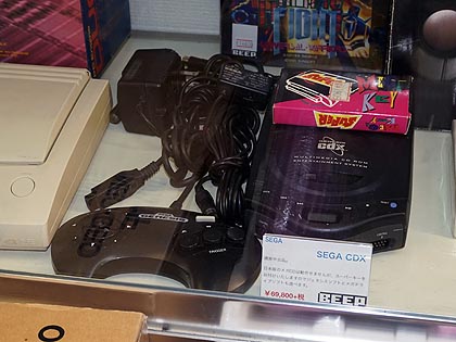 セガの海外ゲーム機 Genesis Cdx が税込7 5万円 取材中に見つけた なもの Akiba Pc Hotline