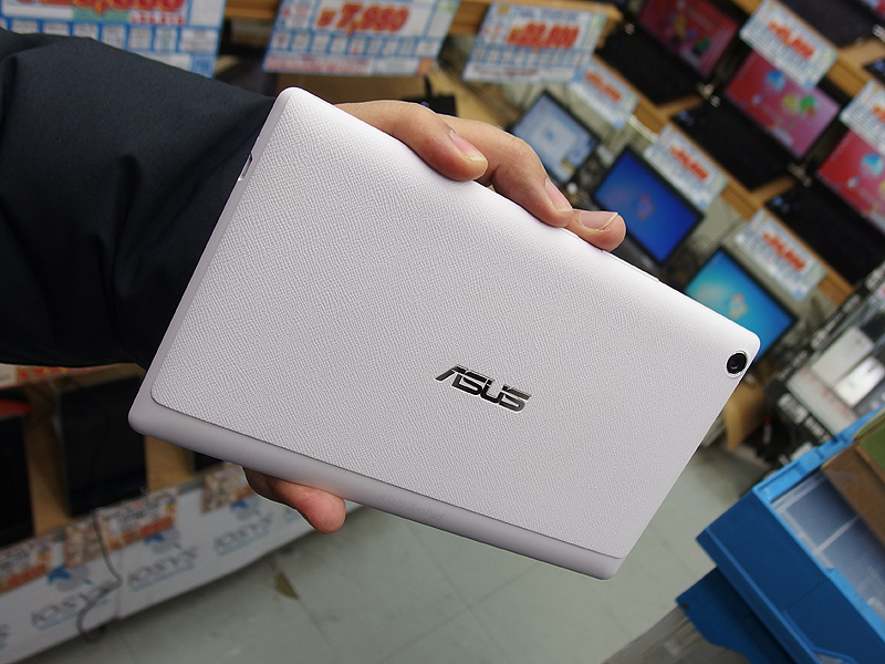 人気のsimフリータブレット Zenpad 3 8 0 がお買い得 Asusの再生品セールが実施中 取材中に見つけた なもの 9 13 Akiba Pc Hotline