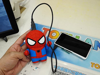 スパイダーマンでスマホを充電 Marvelキャラのモバイルバッテリーが近日発売 Akiba Pc Hotline