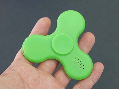 音楽も楽しめるハンドスピナー Sound Spinner が店頭販売中 取材中に見つけた なもの Akiba Pc Hotline