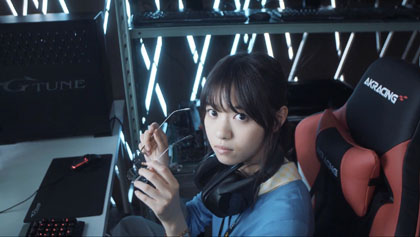 乃木坂46のメンバーがマウスコンピューターの社員に 新cmが28日に公開 取材中に見つけた なもの Akiba Pc Hotline