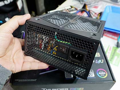 Aura Syncに対応した安価なatx電源 Thunder Rgb がraidmaxから登場 Akiba Pc Hotline