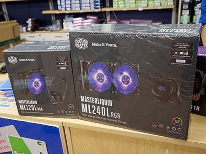 Cooler Masterの人気水冷クーラー Masterliquid に安価なrgb Led対応モデル Akiba Pc Hotline