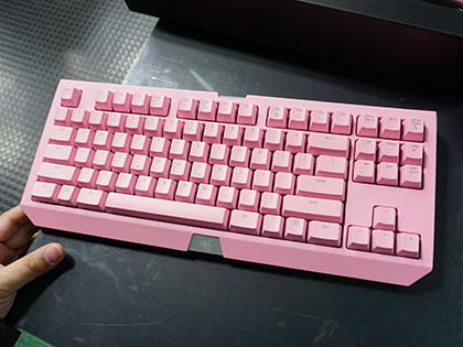 Razerのゲーミングデバイスにキュートなピンク色 Quartz Edition が登場 Akiba Pc Hotline