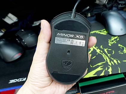 ポーリングレート2 000hzのゲーム向けマウス Minos X5 が登場 Akiba Pc Hotline