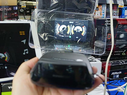 スマホをhudナビ化するワイヤレス透明ディスプレイ Hudway Cast ツクモで展示中 Akiba Pc Hotline