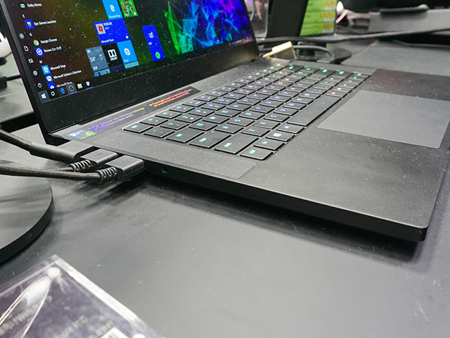 15 6型薄型ゲーミングノート Razer Blade 15 の最廉価モデルが入荷 Akiba Pc Hotline