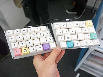 左右分割型キーボードの自作キット Zinc が店頭販売中 Akiba Pc Hotline