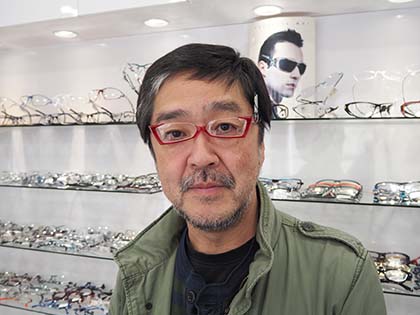 まるで異世界転生もの 秋葉原に メイドさんがお見立てしてくれるメガネ屋さん が実在した Akiba Pc Hotline