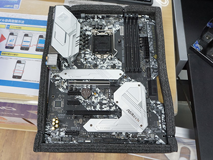 Intel向けの高耐久マザー Z390 Steel Legend がasrockから Akiba Pc Hotline