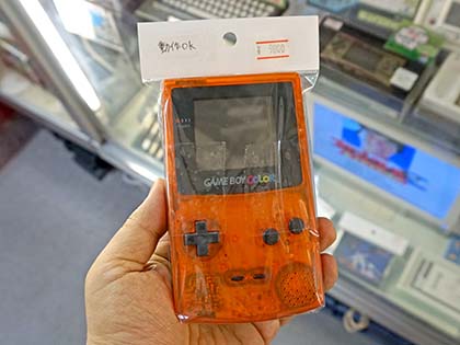 任天堂ゲームボーイの限定モデルが入荷 ファミ通限定版は54 800円 取材中に見つけた なもの Akiba Pc Hotline