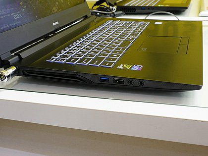 Core I7 9750h搭載の大画面17 3型ノート M Book W0 が発売 内蔵スピーカーを強化 Akiba Pc Hotline