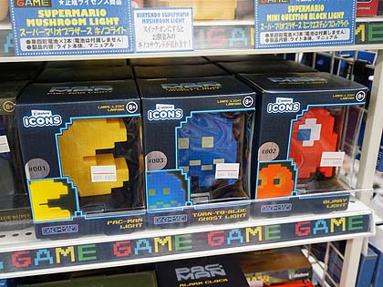 ドット絵のパックマンがledライトに Pac Man Pixelated Light が店頭販売中 取材中に見つけた なもの 7 8 Akiba Pc Hotline