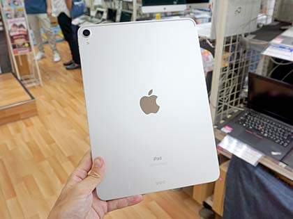 11インチのipad Proが税込74 800円 じゃんぱらで中古品セール Akiba Pc Hotline