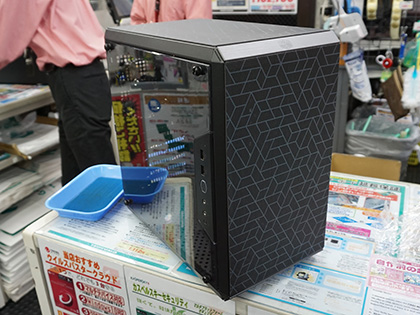 縦置き 横置き両対応の小型atxケース Masterbox Q500l がcooler Masterから Akiba Pc Hotline