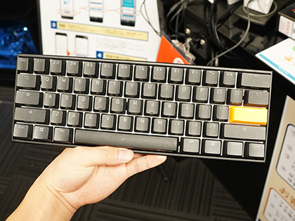 重量感のあるコンパクトキーボード Ducky Mecha Mini が入荷 Akiba Pc Hotline