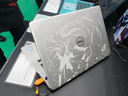 デルの 初音ミクノートpc が期間限定で15 000円引き さらにタペストリー付き 取材中に見つけた なもの Akiba Pc Hotline