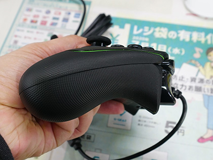 Razerの新型ゲームパッド Wolverine V2 が発売 Pc Xboxに対応 Akiba Pc Hotline