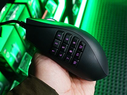 85gで16ボタンの軽量マウス Razer Naga X が発売 Mmorpg向け Akiba Pc Hotline