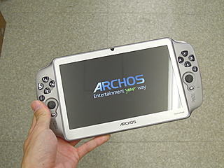 どんなandroidゲームも物理ボタンでプレイ可能 ゲーム特化型タブレットが販売中 Akiba Pc Hotline