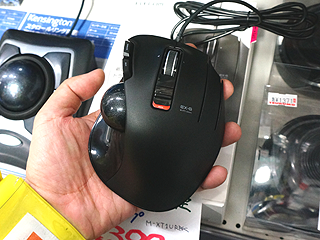 ポインタの 減速スイッチ を搭載したトラックボールが発売 Akiba Pc Hotline