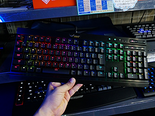 キーボード上でパックマンが動く キー単位で発光色が指定できる高級ゲーミングキーボードが発売 Akiba Pc Hotline