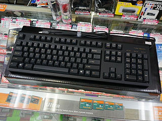 海外向けのrealforceキーボードが販売中 実売15 800円 Akiba Pc Hotline