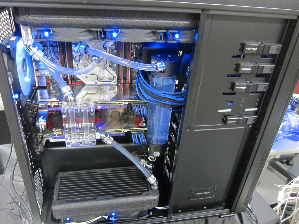 画像 Titan Xのsliで最強ゲームpcに ただでさえハイスペックなpcを フル水冷 のモンスターマシンへ強化 後編 21 43 Akiba Pc Hotline