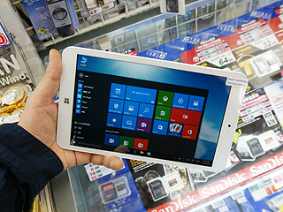 実売12 980円のwindows 10タブレット V0w が発売 Akiba Pc Hotline