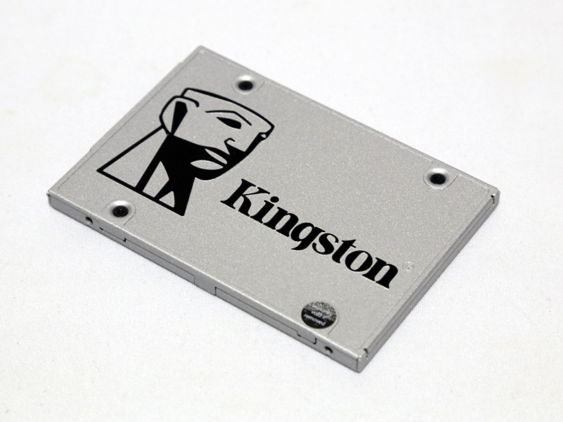 最安クラスで3年保証のSSD「Kingston SSDNow UV400」を試す - AKIBA PC