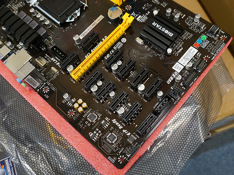 PCIeスロットが12基もある「TB250-BTC PRO」が販売スタート、BIOSTAR製 - AKIBA PC Hotline!