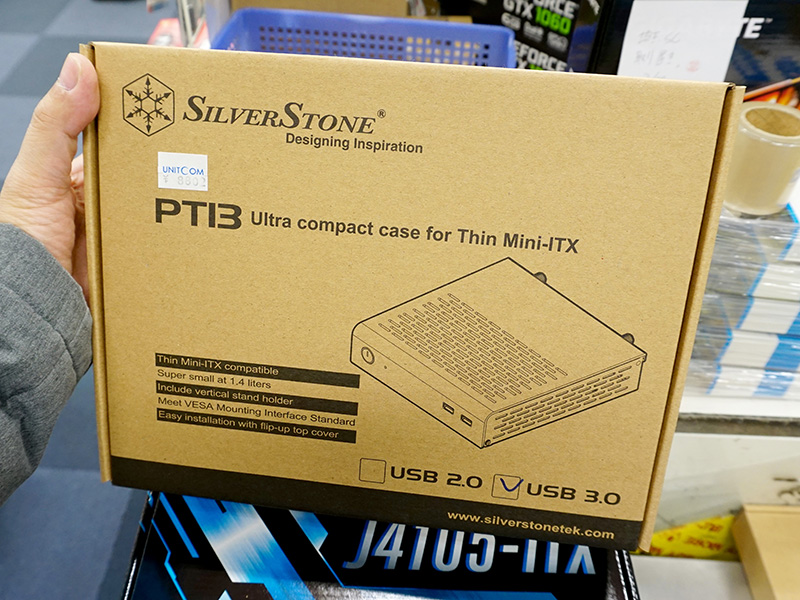 薄くて小さいThin Mini-ITXケース「SST-PT13B」にUSB 3.0モデル